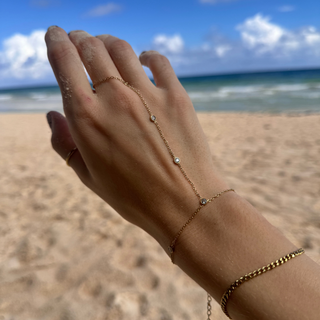 Dina Hand Chain