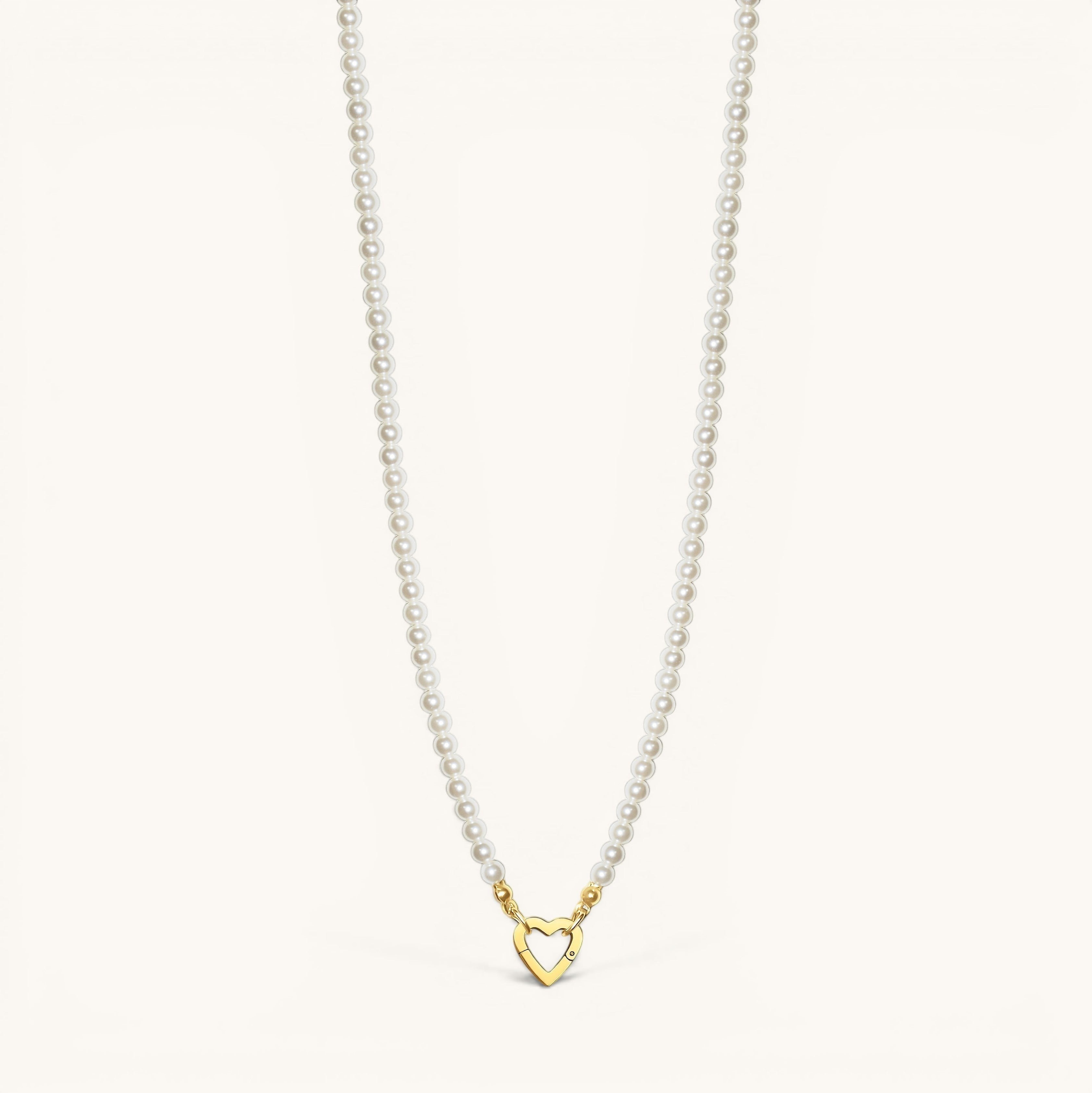 Nadare Co. Classic Pearl Chain featuring round imitation pearls and a gold heart-shaped charm clasp