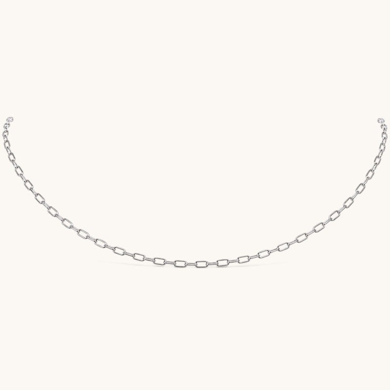 Nadare Co. Sloane necklace featuring a delicate silver chain with elongated rectangular links